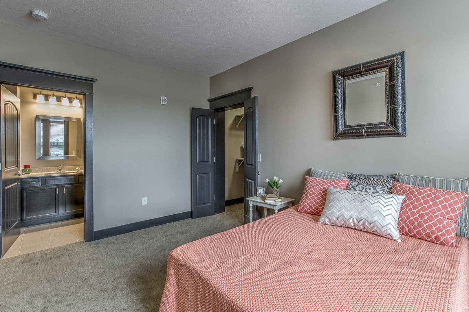 Elkhorn Apartment: 1010 N. 192nd Court, 1004 N. 192nd Court, 1011 N. 192nd Court