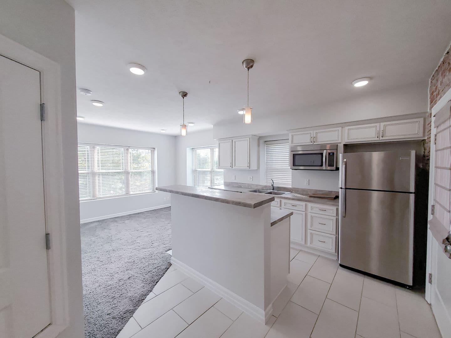 Omaha Apartment: 528 S. 29th Street