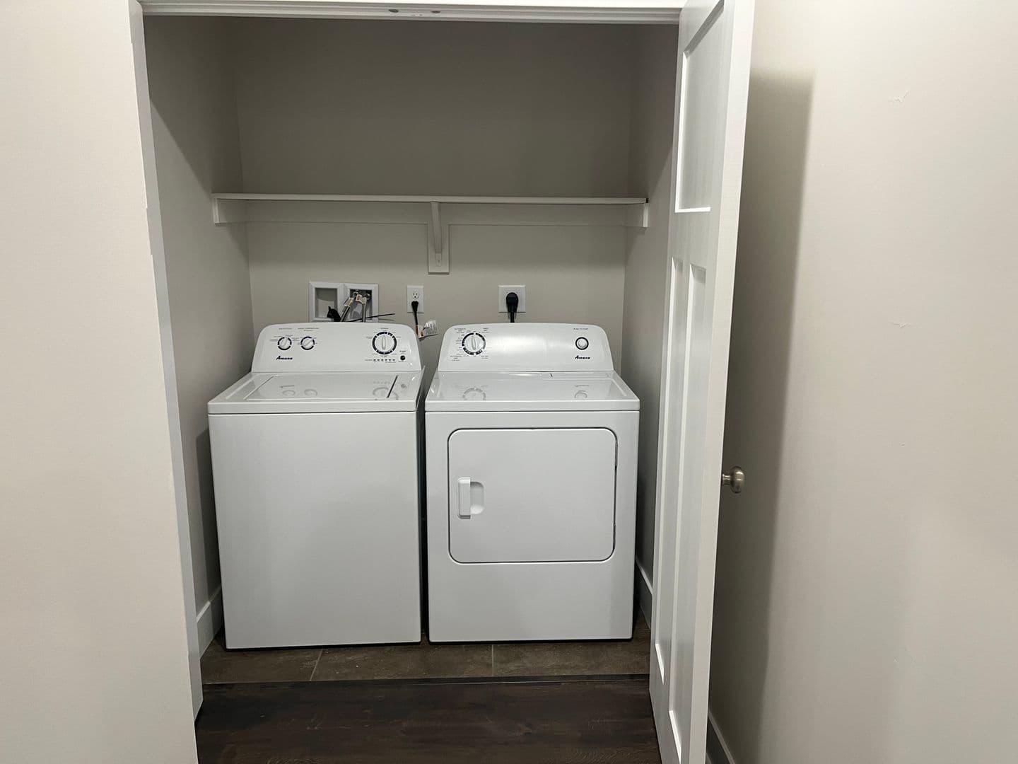 Omaha Apartment: 13108 Lincoln Road