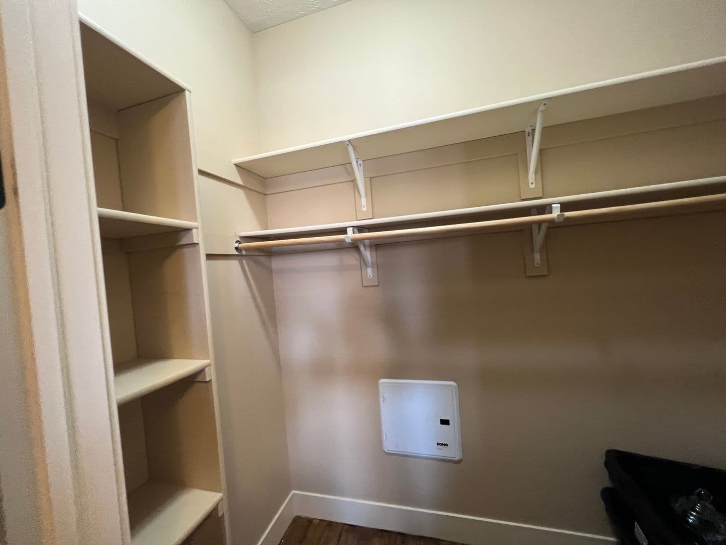 Omaha Apartment: 2934 Leavenworth