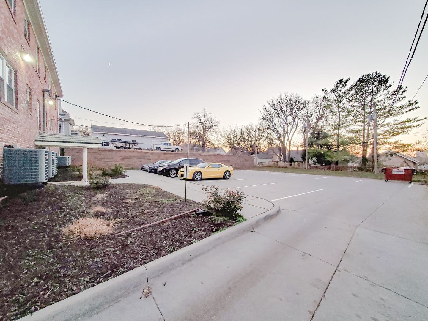 Omaha Apartment: 814 S. 38th Street