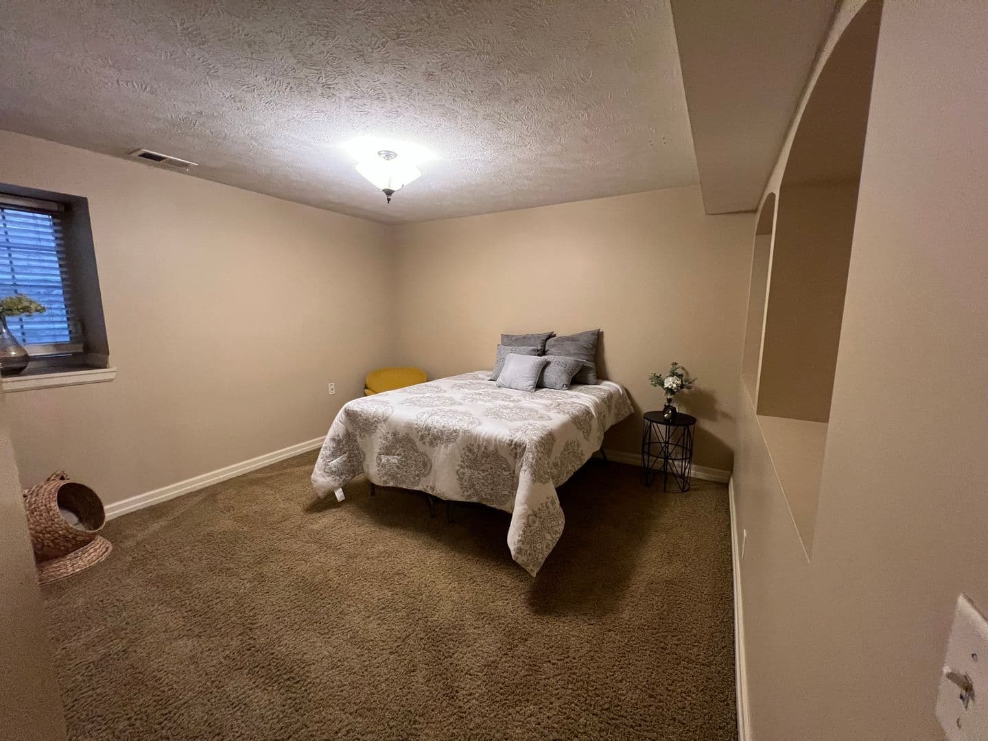 Omaha Apartment: 601-617 S. 31st Avenue