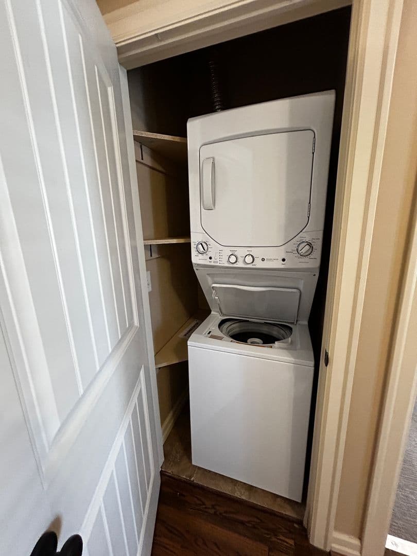 Omaha Apartment: 3009 Harney Street