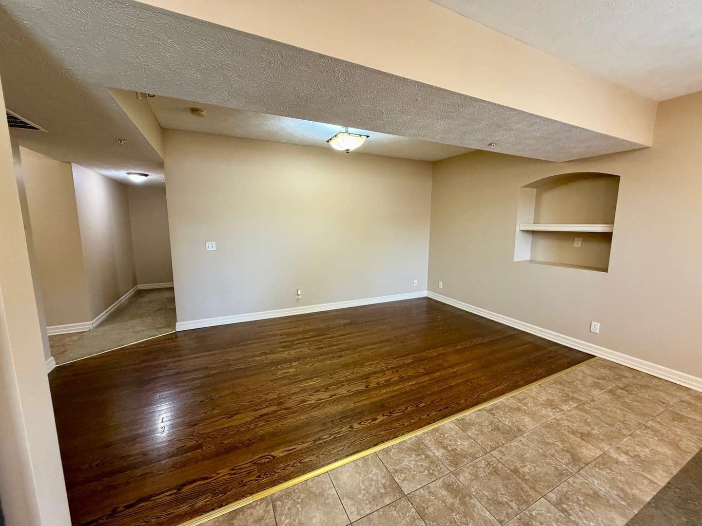 Omaha Apartment: 515 S. 31st Street