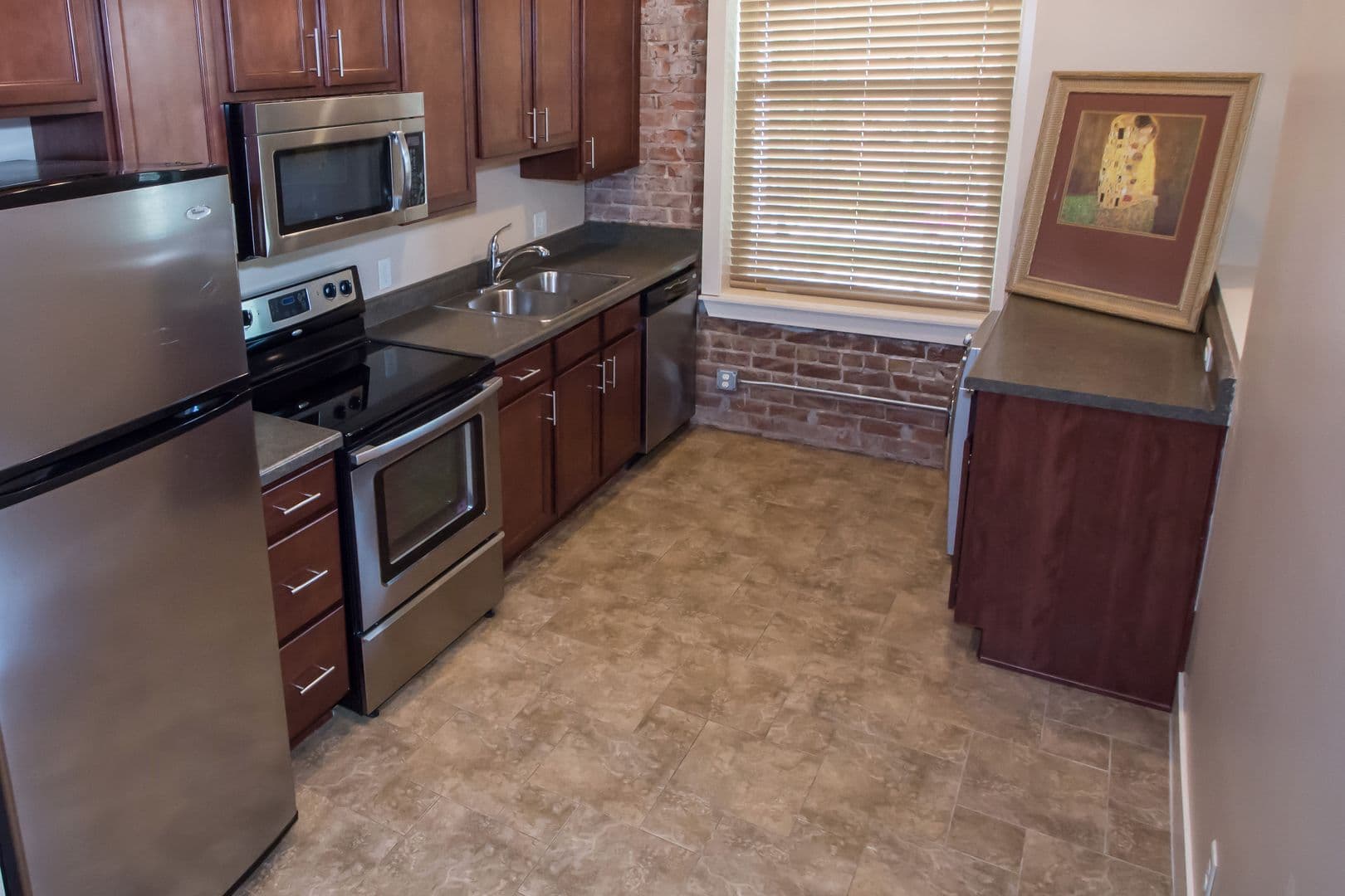 Omaha Apartment: 804 Park Avenue