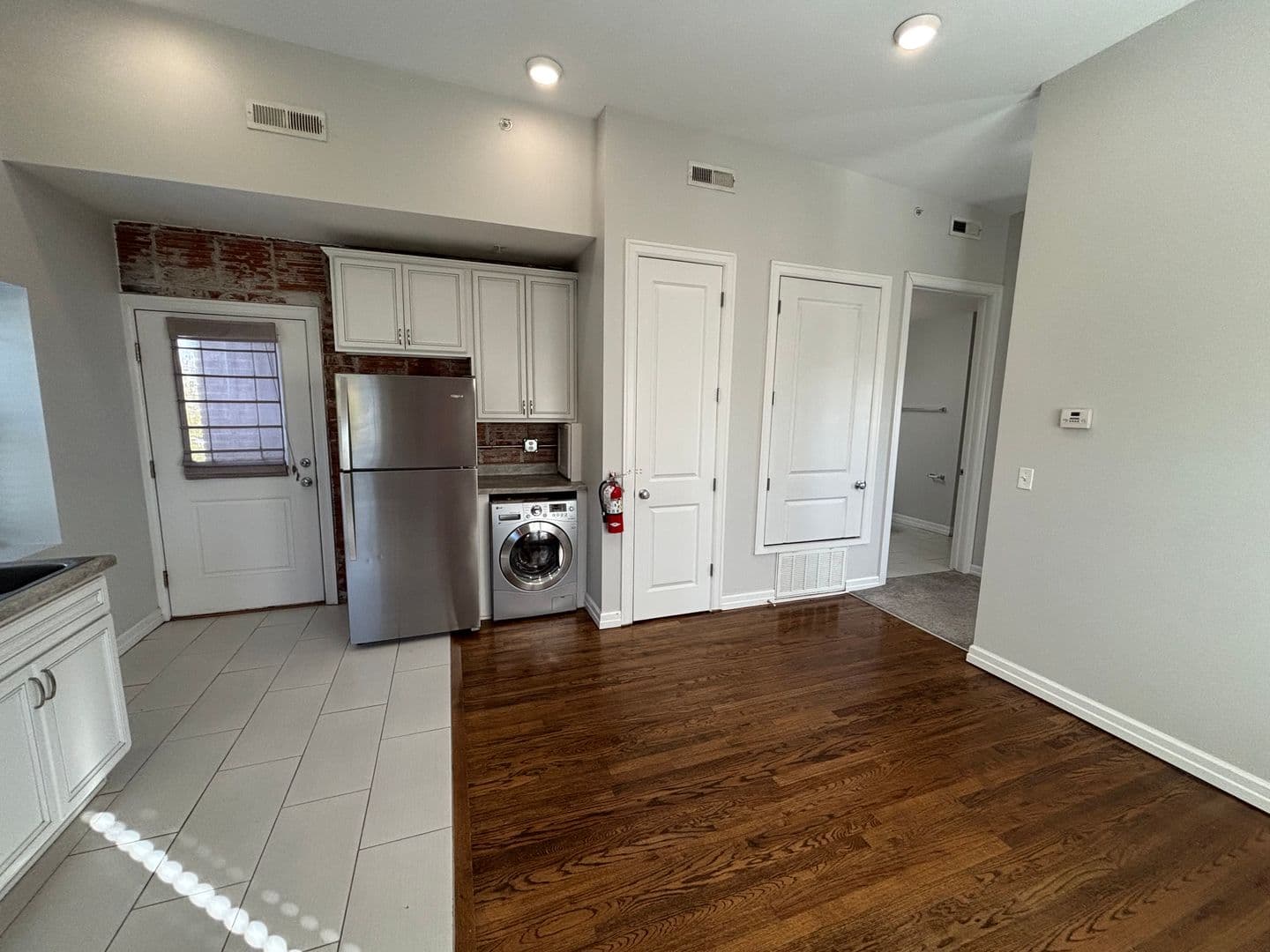 Omaha Apartment: 528 S. 29th Street
