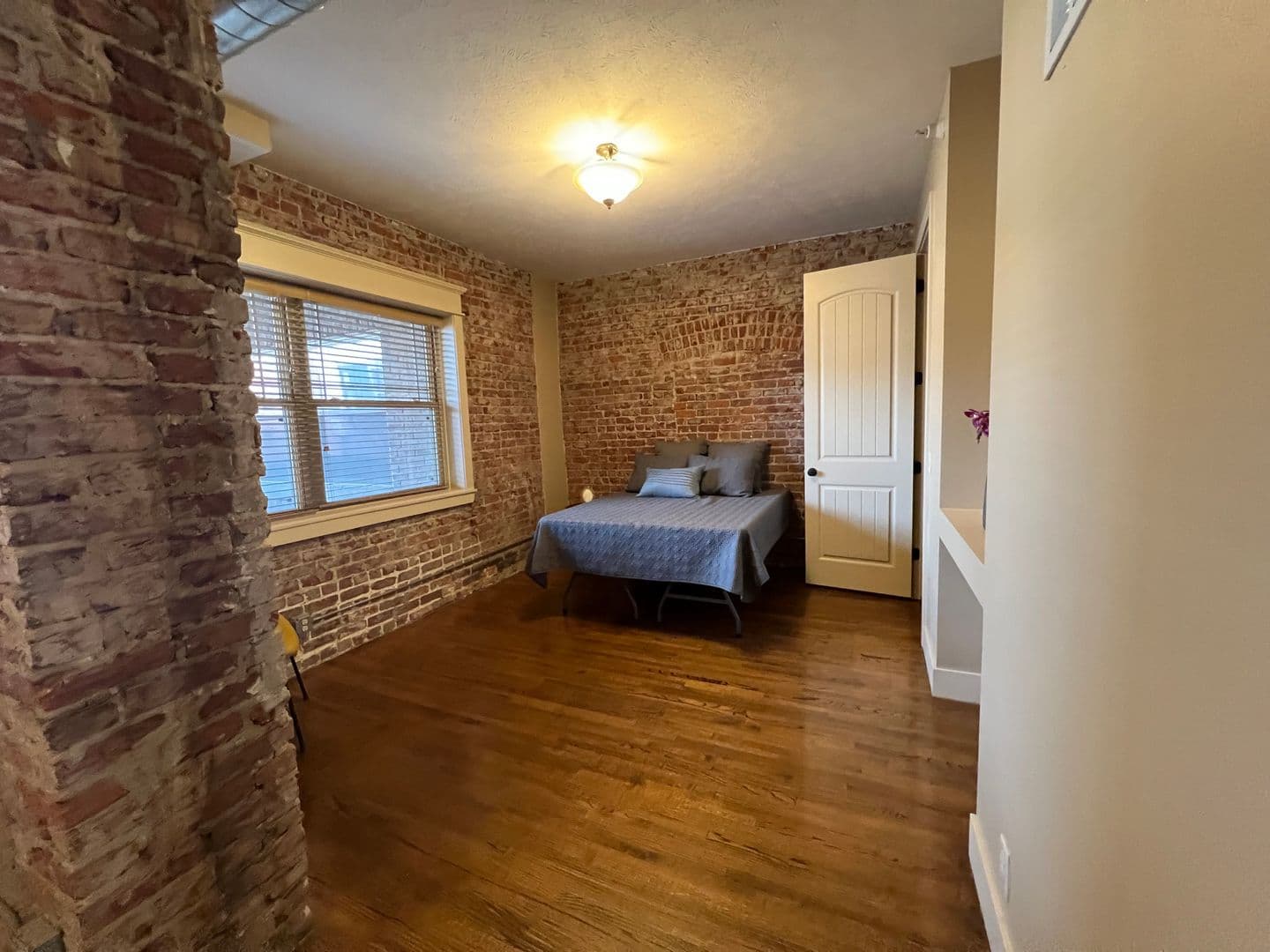 Omaha Apartment: 2934 Leavenworth