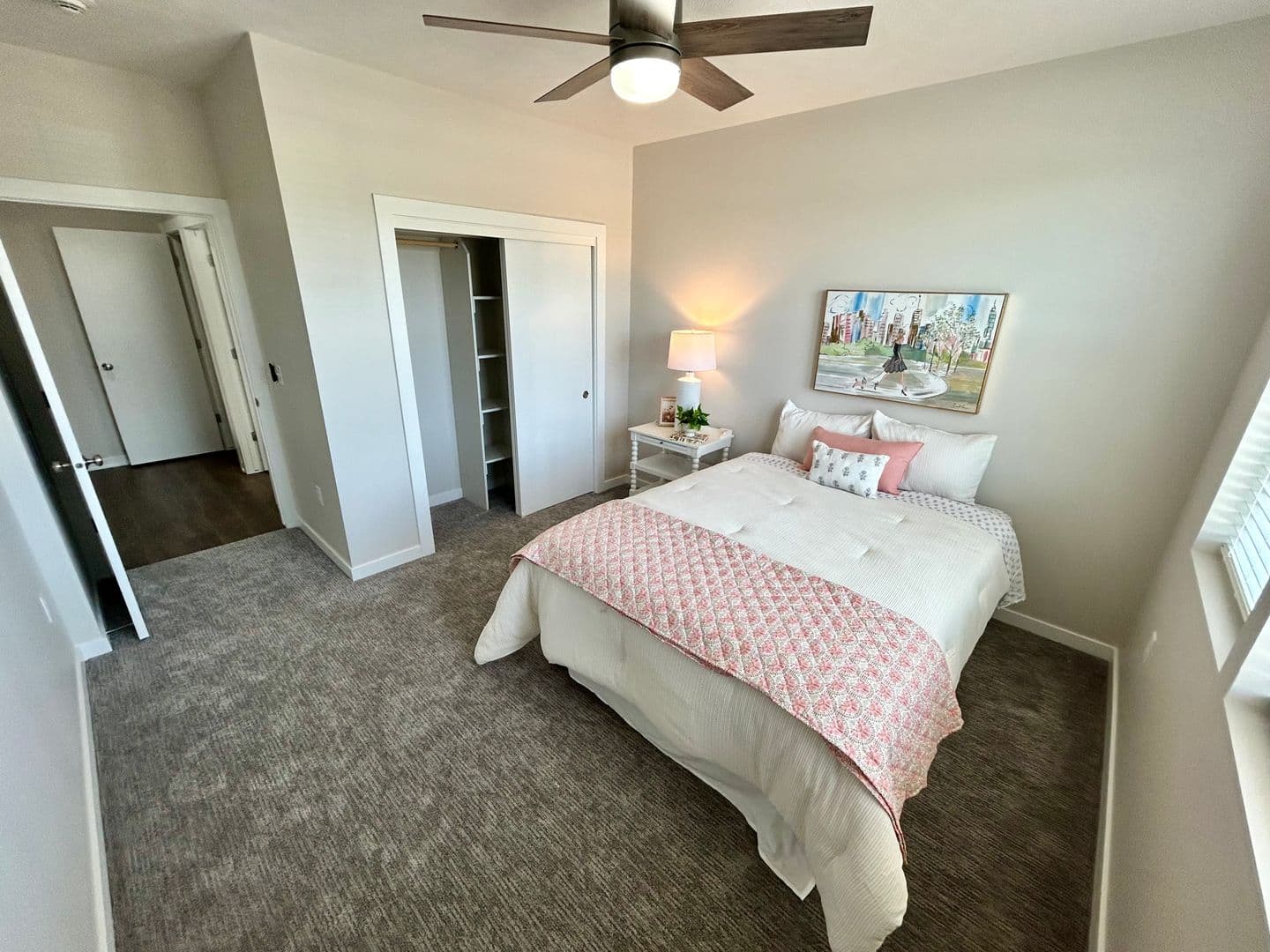 Omaha Apartment: 13041 Cornhusker Road