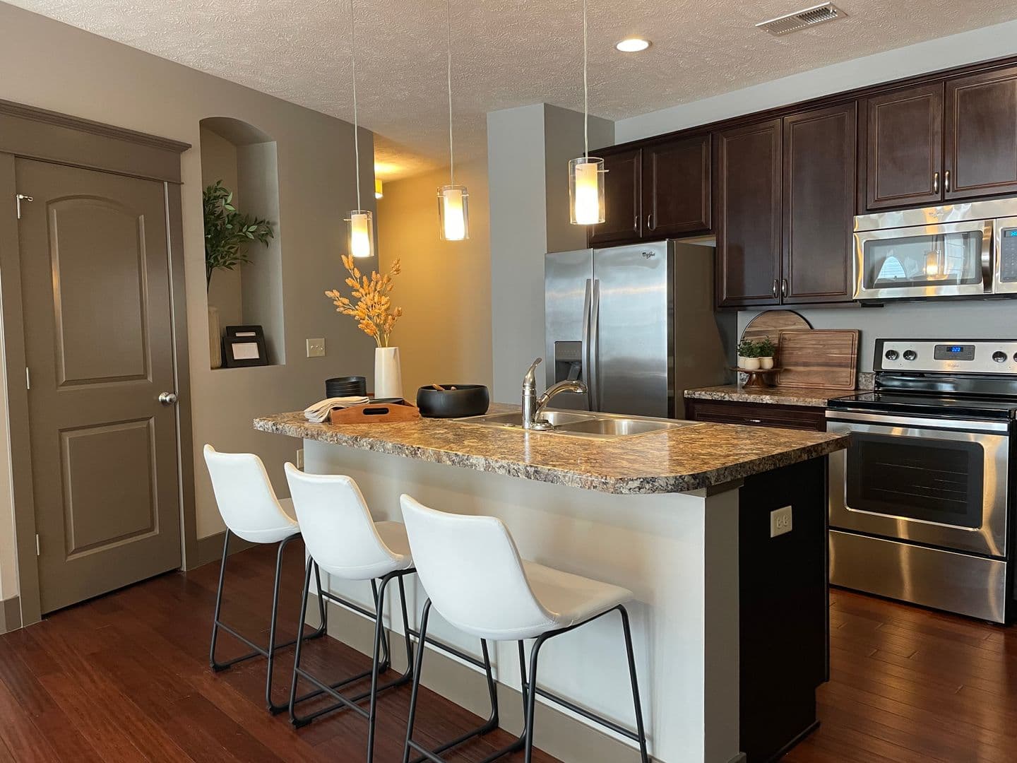 Elkhorn Apartment: 1010 N. 192nd Court, 1004 N. 192nd Court, 1011 N. 192nd Court