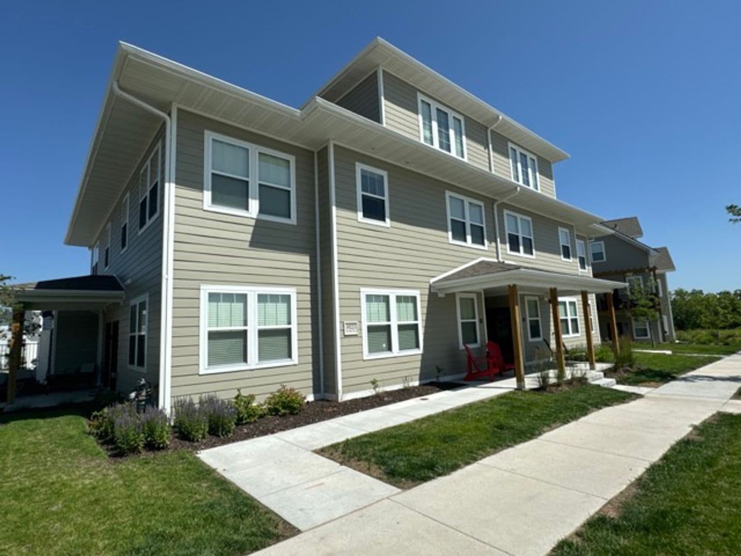 Omaha Apartment: 13041 Cornhusker Road