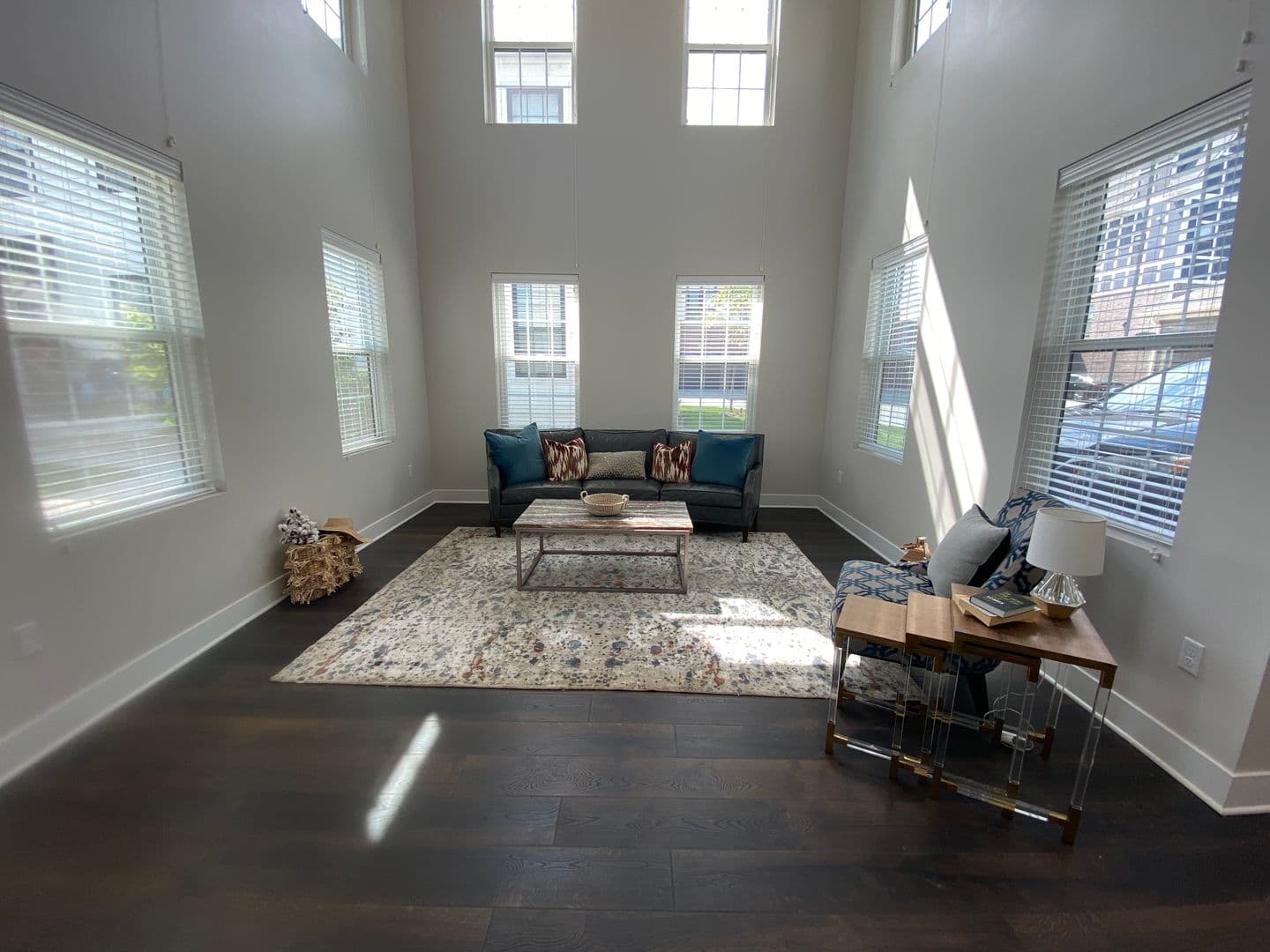 Omaha Apartment: 13041 Cornhusker Road