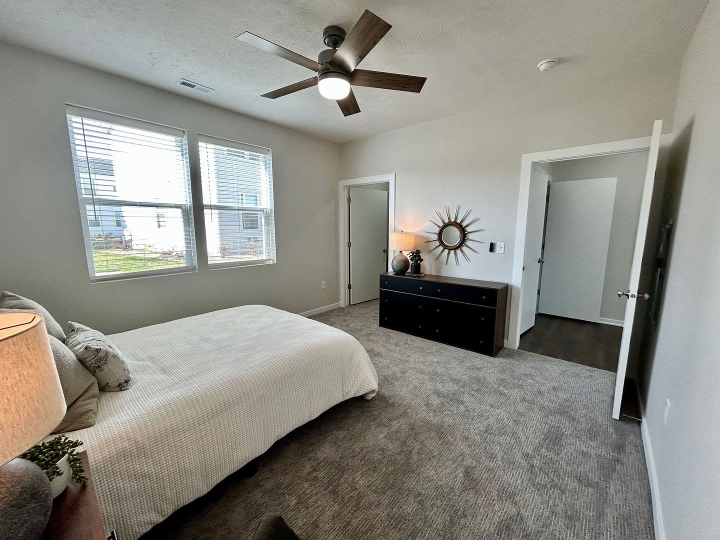 Omaha Apartment: 13108 Lincoln Road