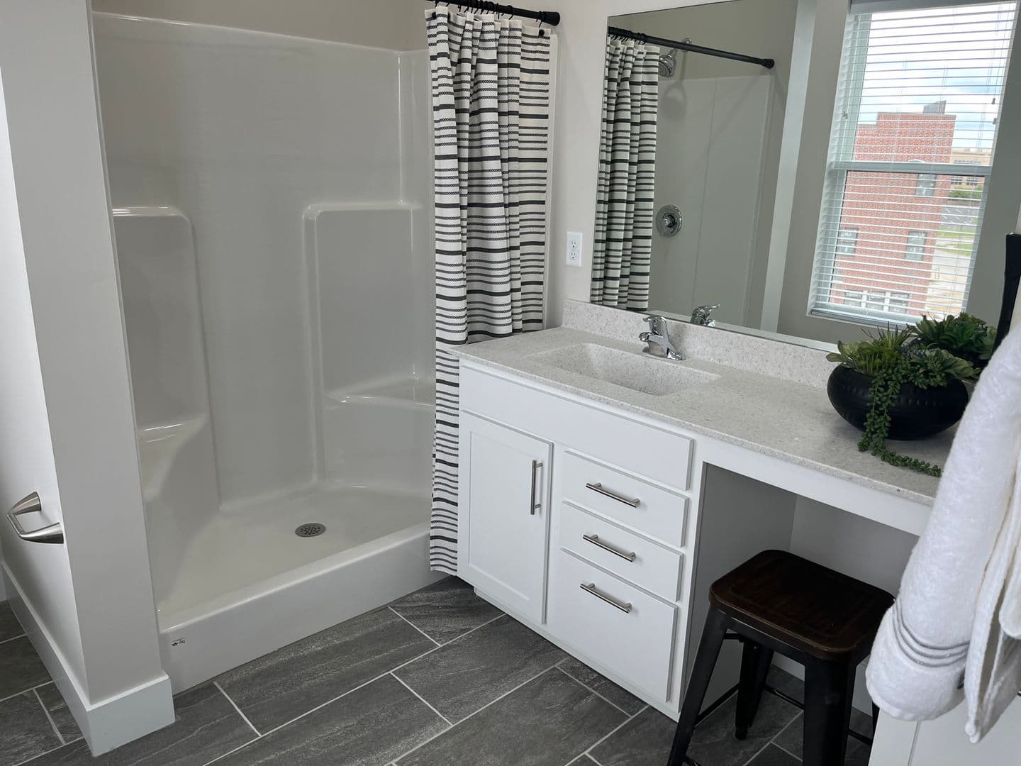 Elkhorn Apartment: 6108 Coventry Drive 102