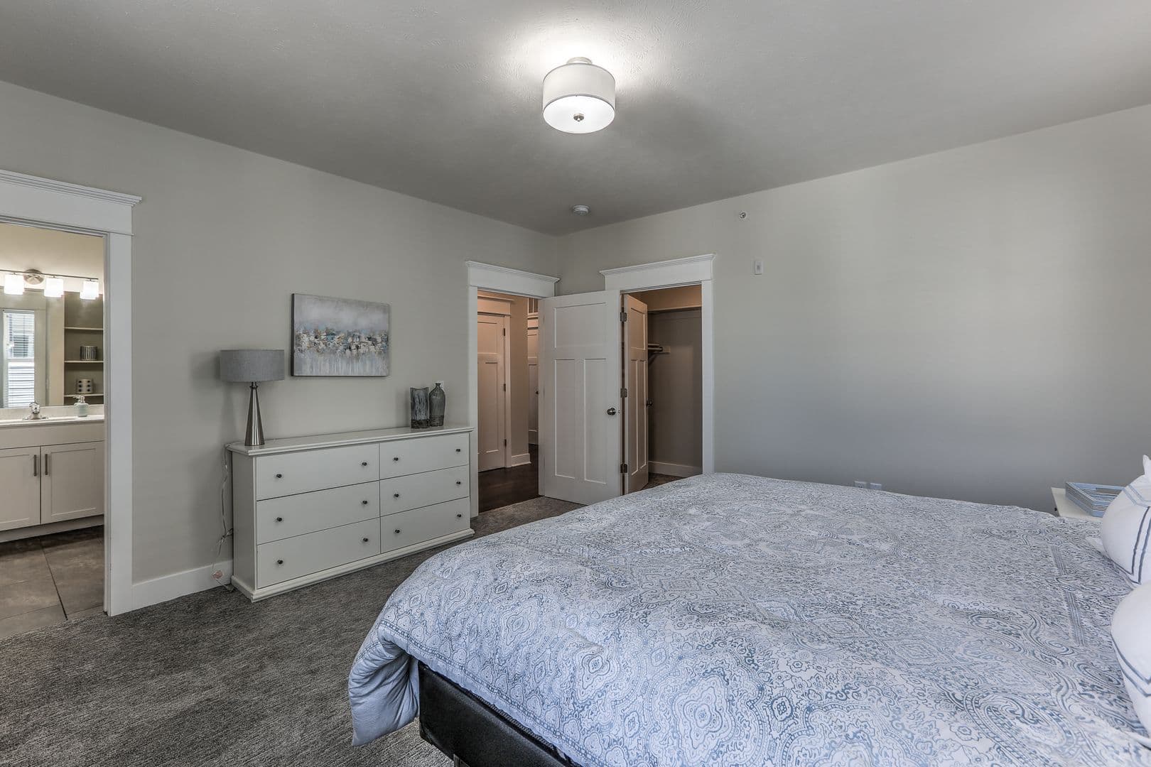 Elkhorn Apartment: 6108 Coventry Drive 102