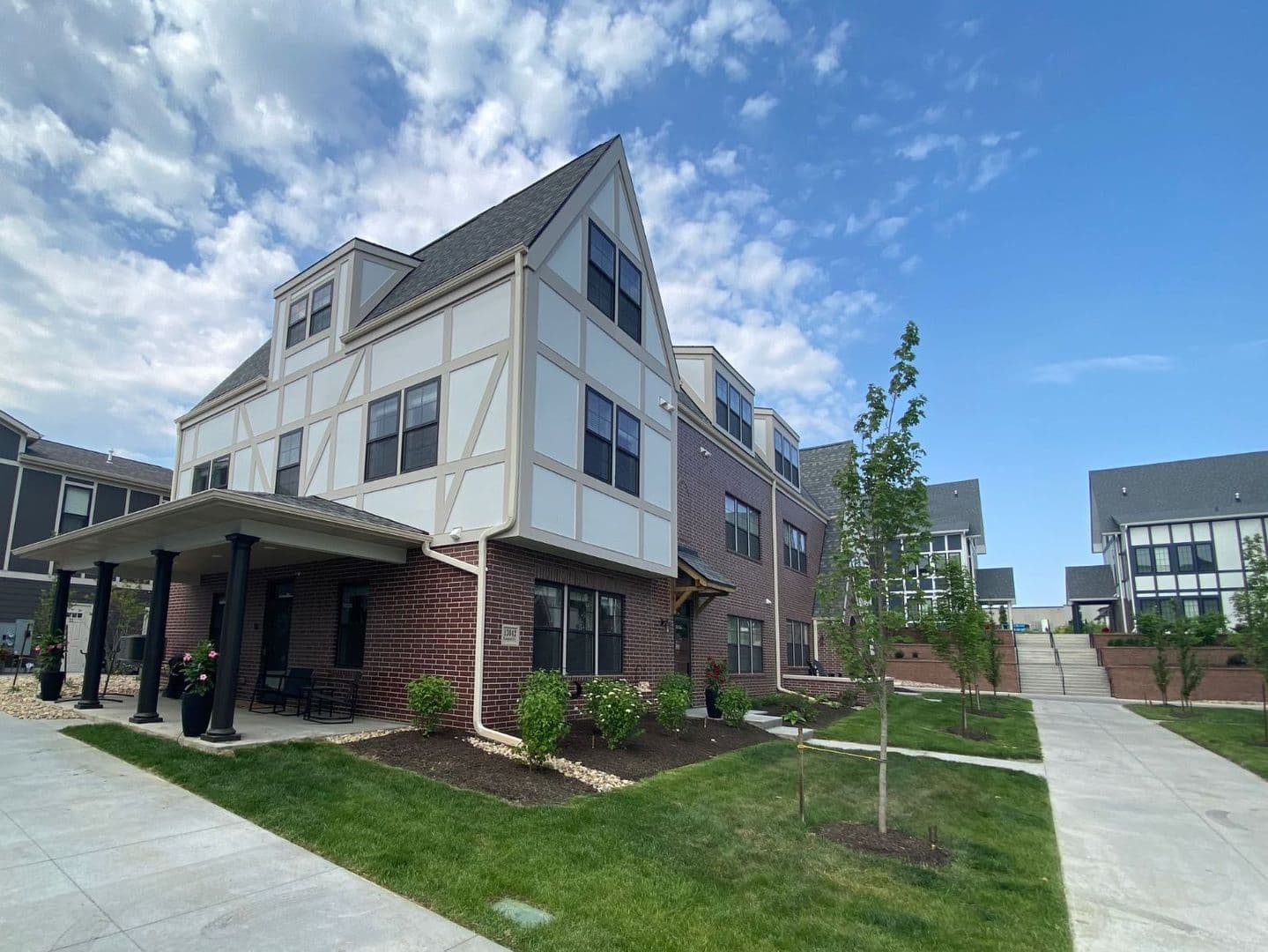 Omaha Apartment: 13108 Lincoln Road