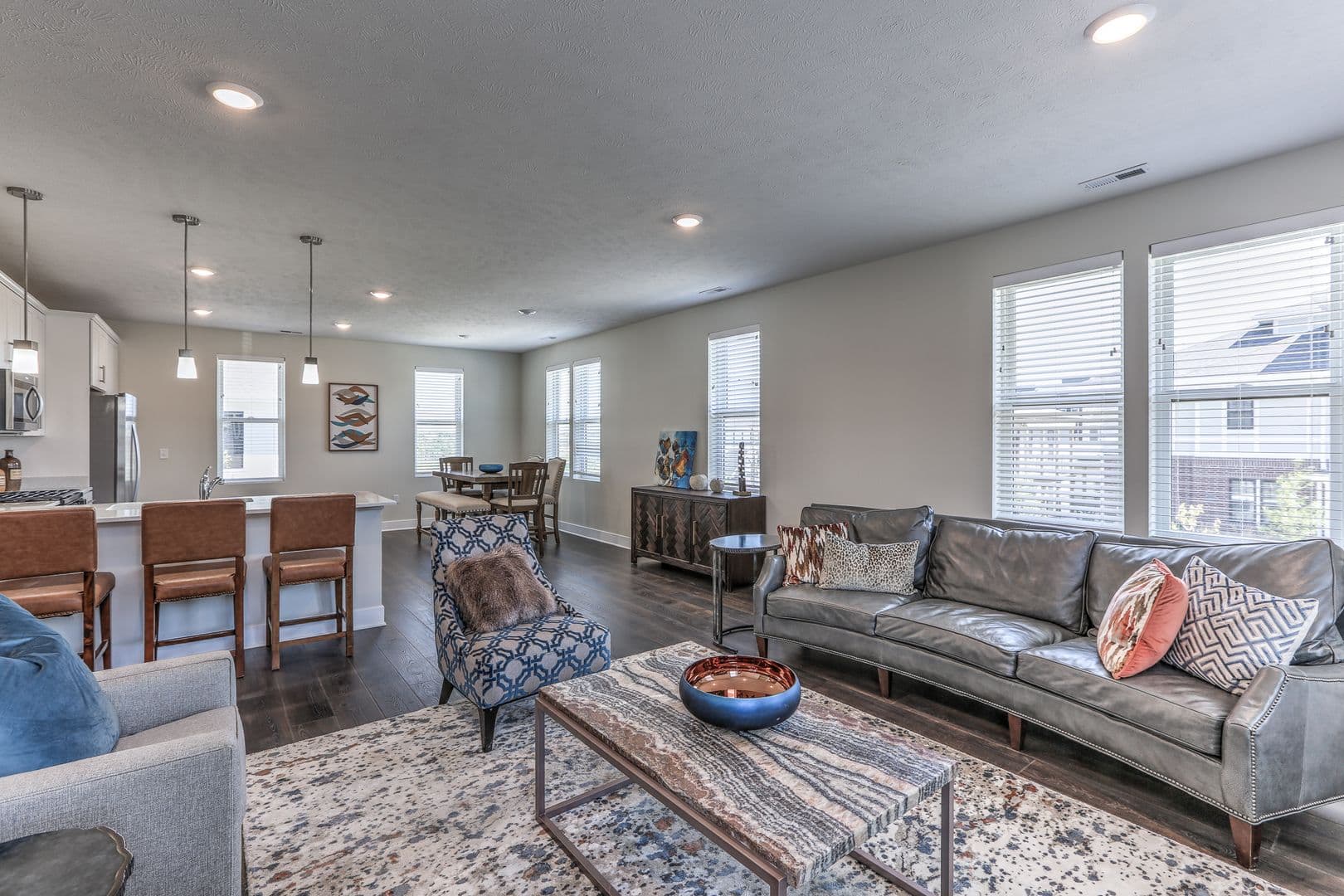 Elkhorn Apartment: 6108 Coventry Drive 102