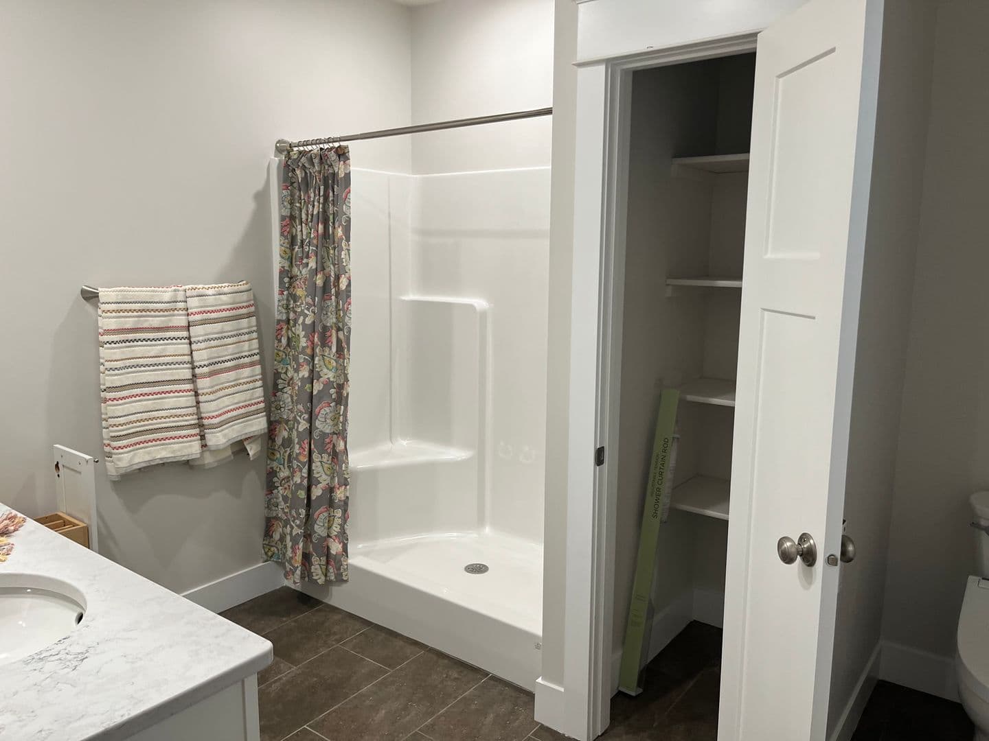 Omaha Apartment: 13108 Lincoln Road