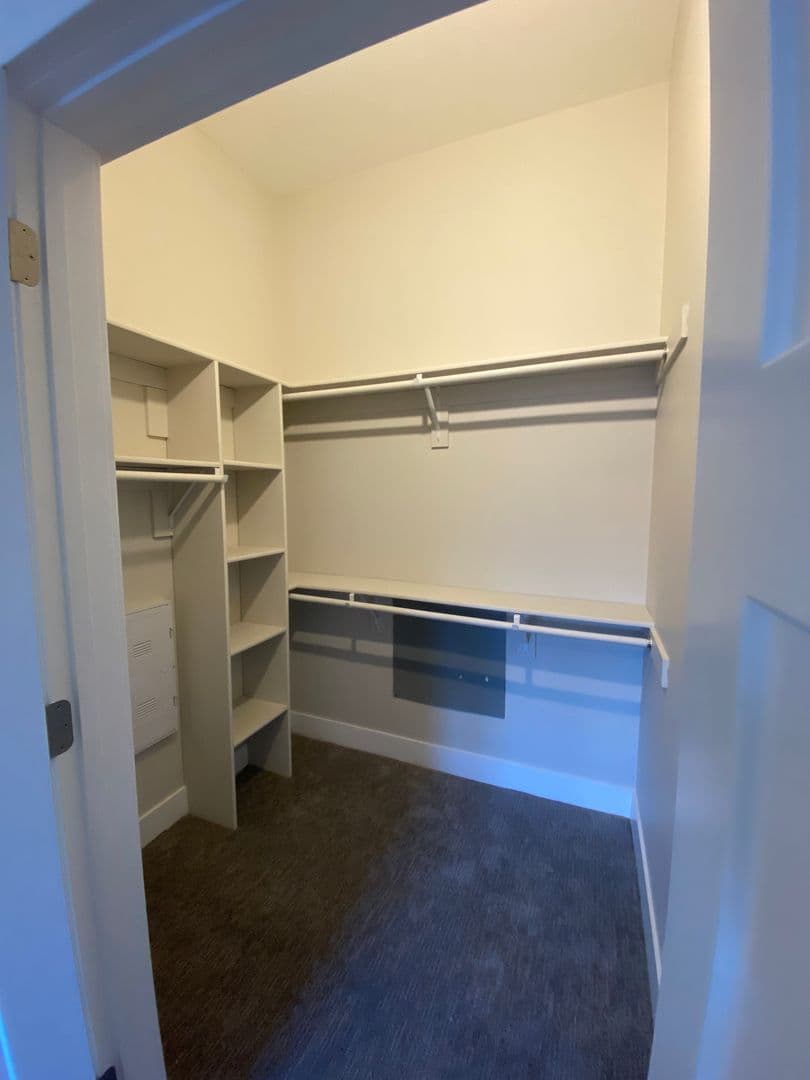 Ralston Apartment: 7630 Park Drive