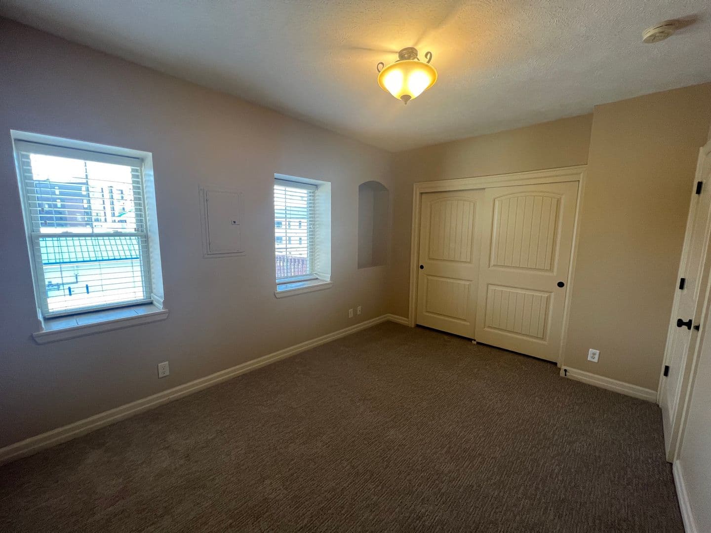 Omaha Apartment: 3007 Jackson Street