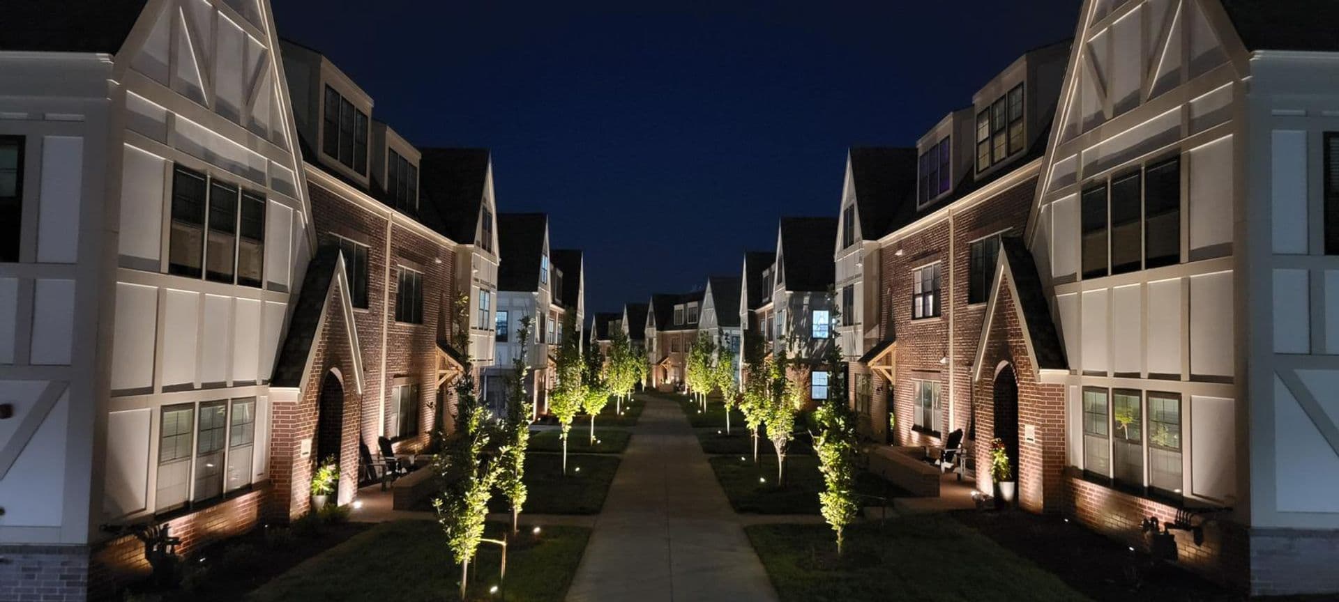 Omaha Apartment: 13108 Lincoln Road