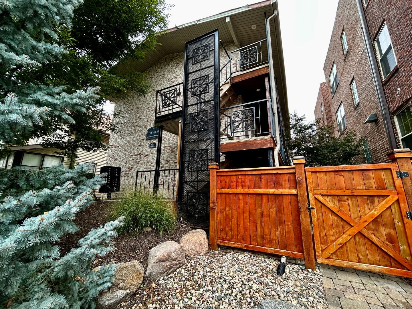 Omaha Apartment: 511 S. 31st Street