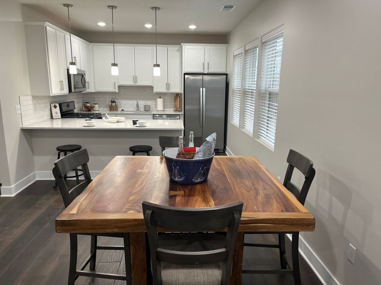 Omaha Apartment: 13108 Lincoln Road