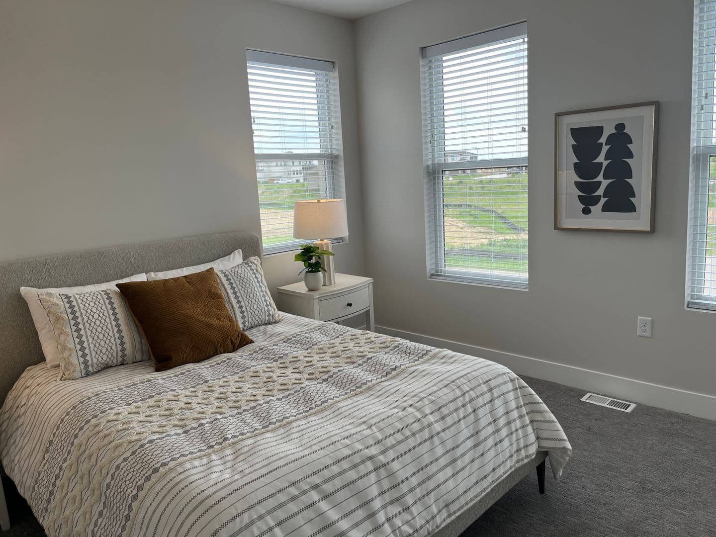 Elkhorn Apartment: 6108 Coventry Drive 102