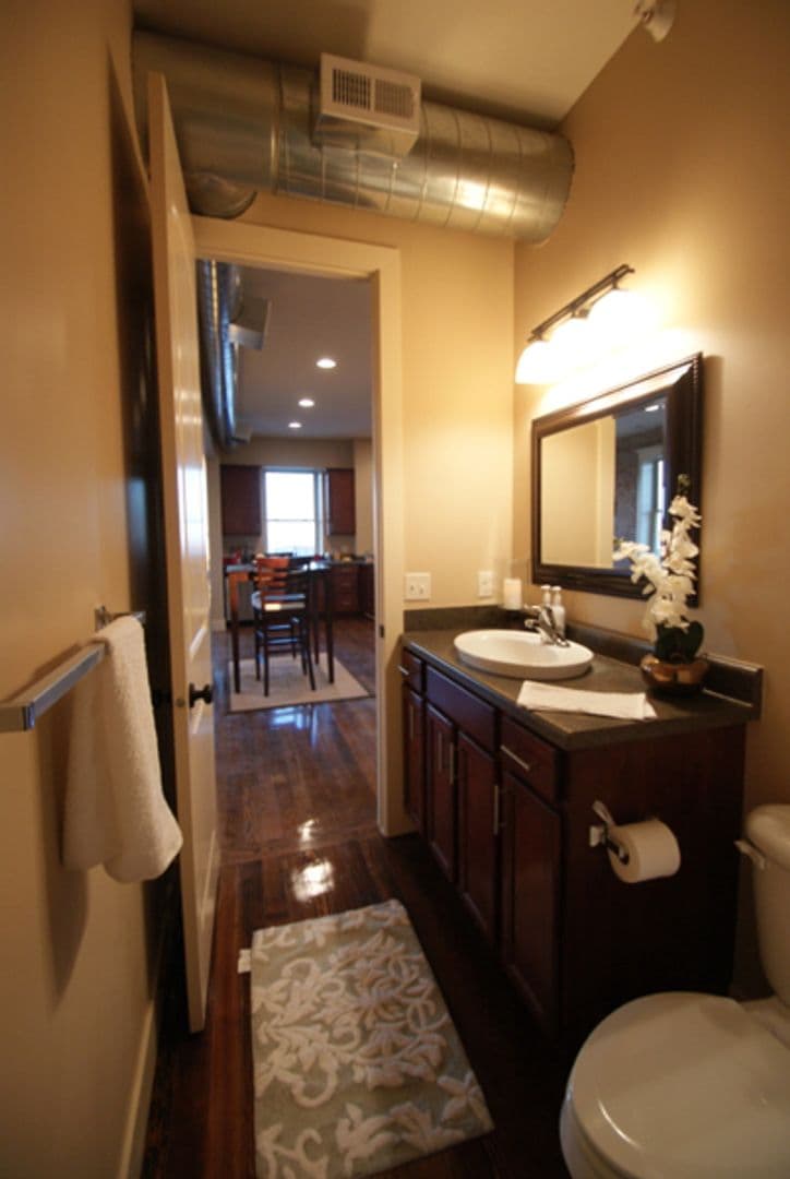 Omaha Apartment: 804 Park Avenue