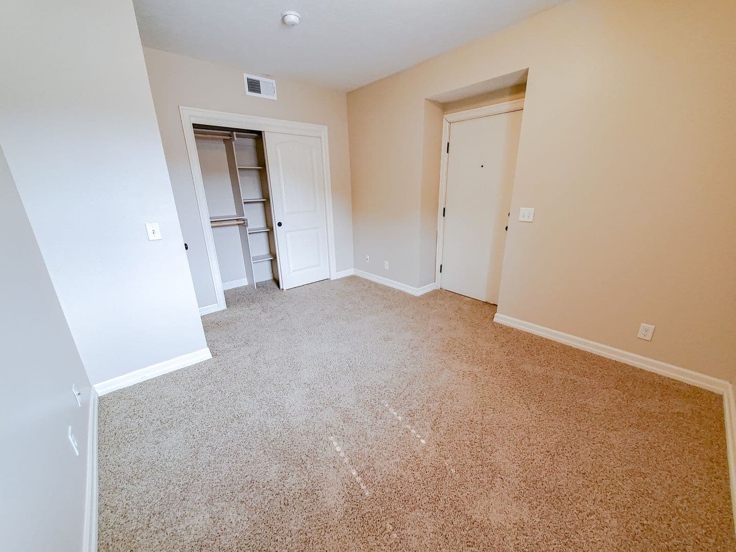 Omaha Apartment: 601-617 S. 31st Avenue