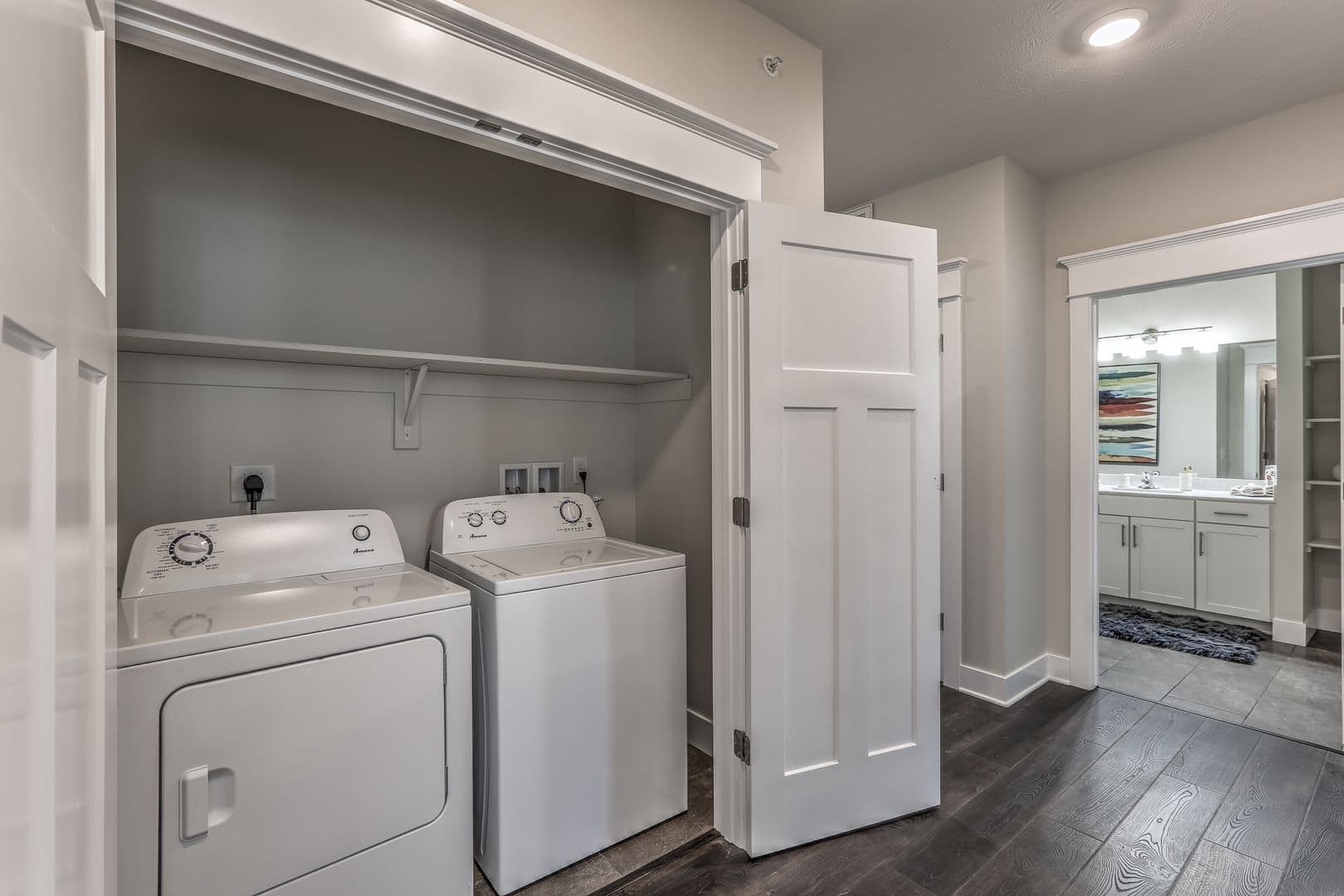 Elkhorn Apartment: 6108 Coventry Drive 102