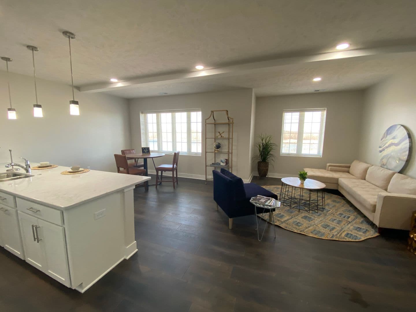Omaha Apartment: 13108 Lincoln Road