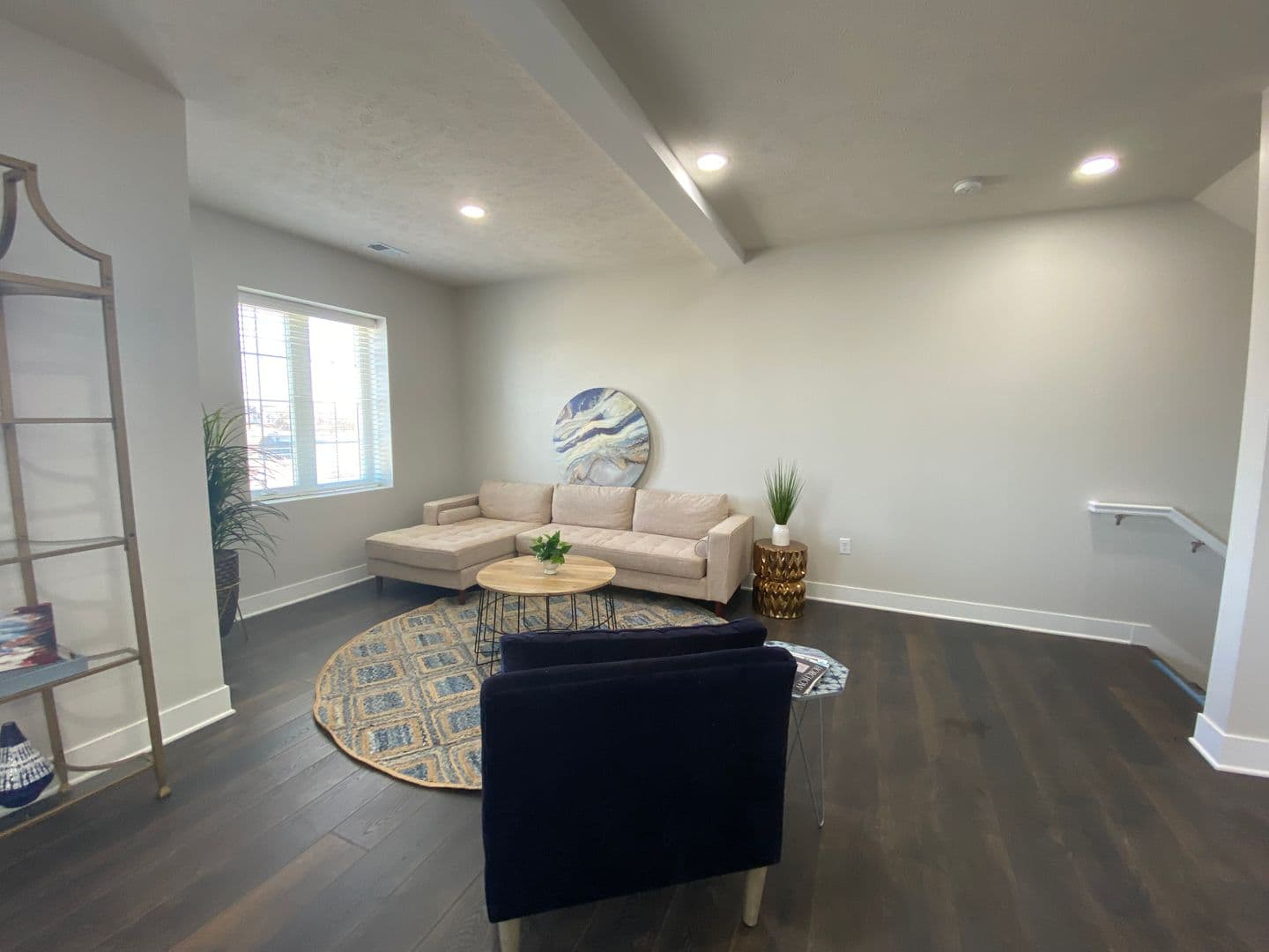 Omaha Apartment: 13108 Lincoln Road