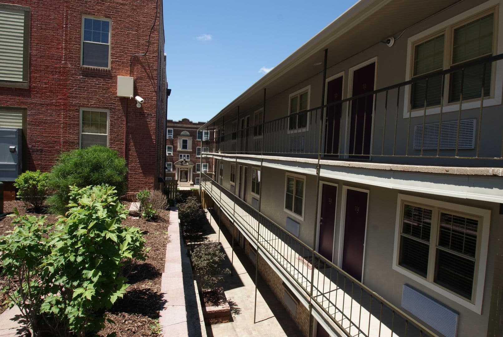 Omaha Apartment: 511 S. 31st Street