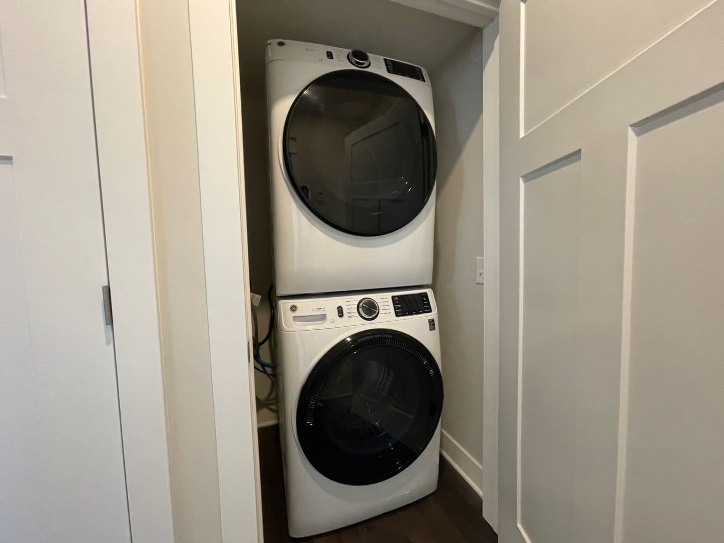 Ralston Apartment: 7630 Park Drive