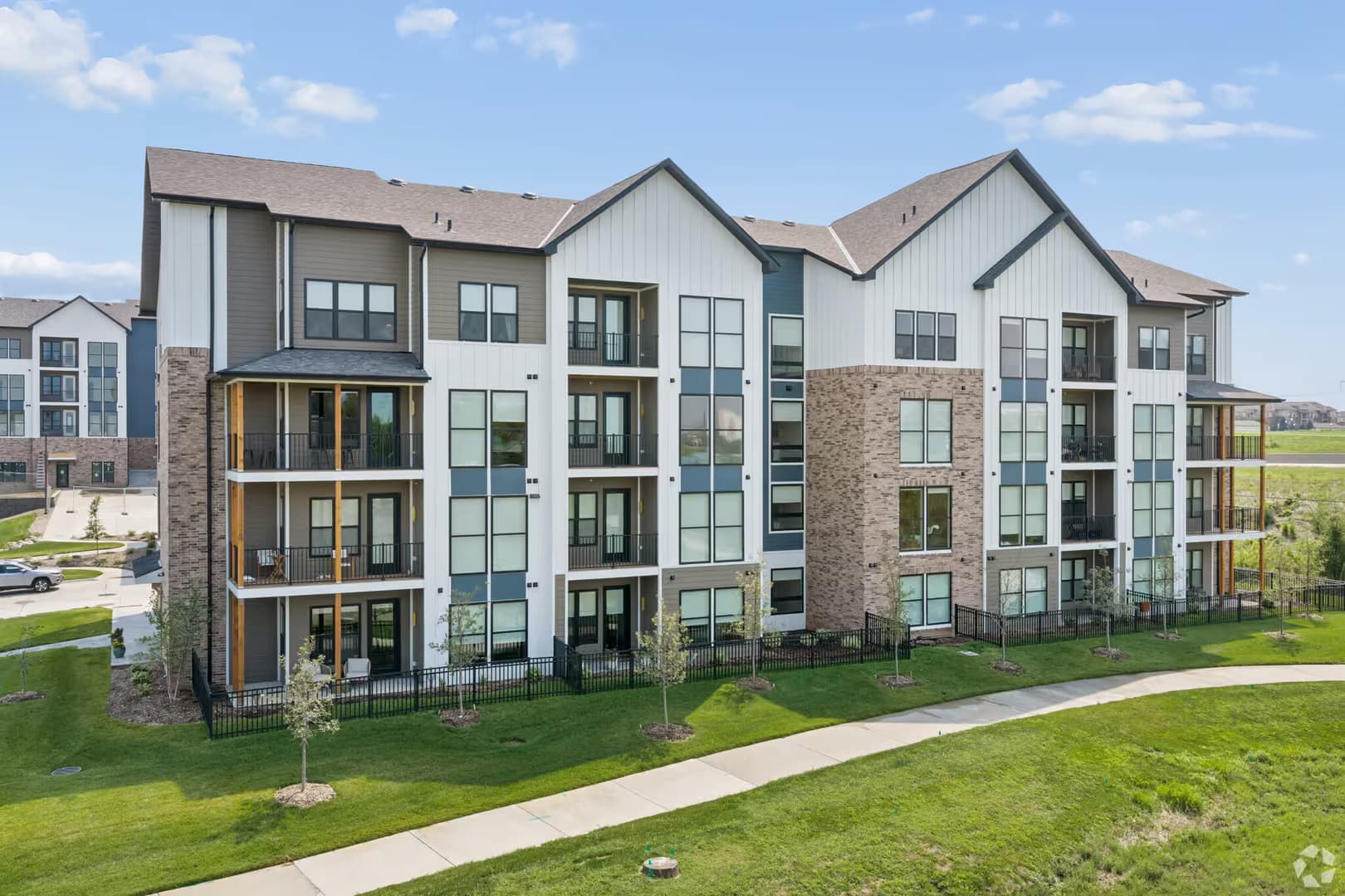 Omaha Apartment: 501 N 186th Plaza, 502 N 186th Plaza, 504 N 187th Court,