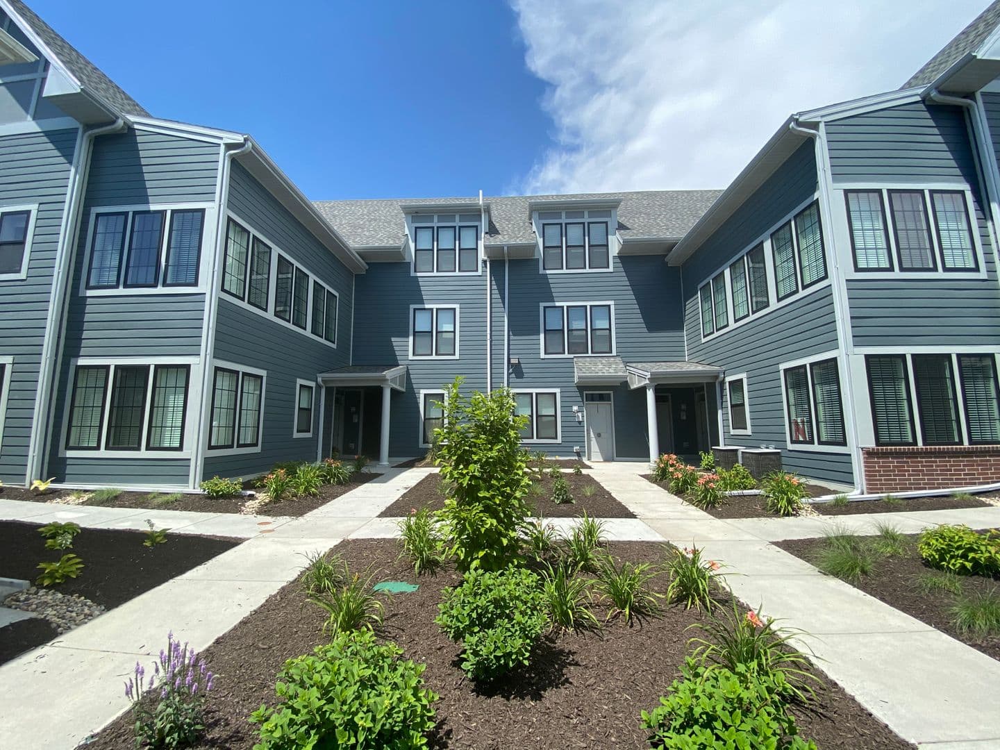 Omaha Apartment: 13178 Lincoln Road