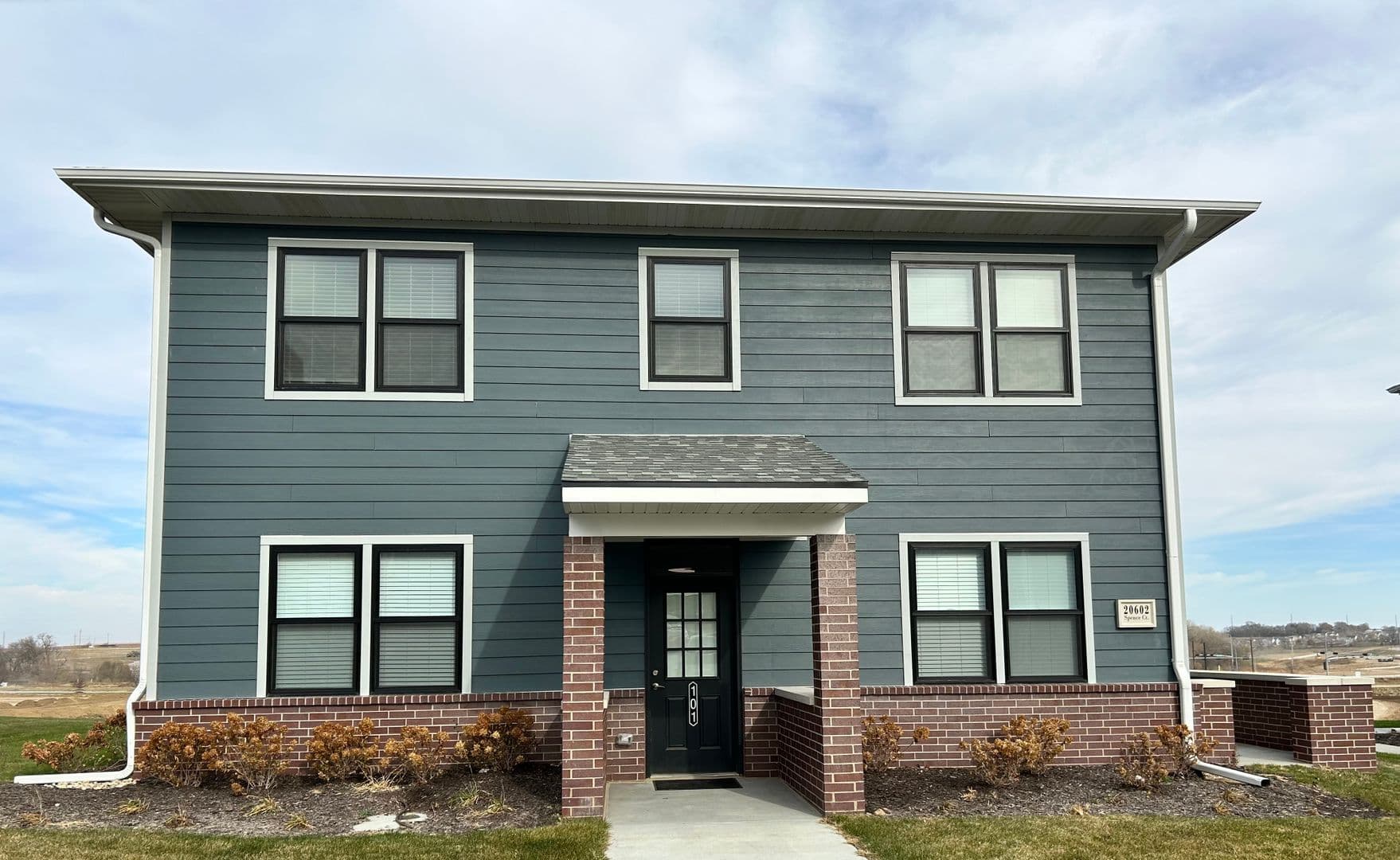 Elkhorn Apartment: 6108 Coventry Drive 102