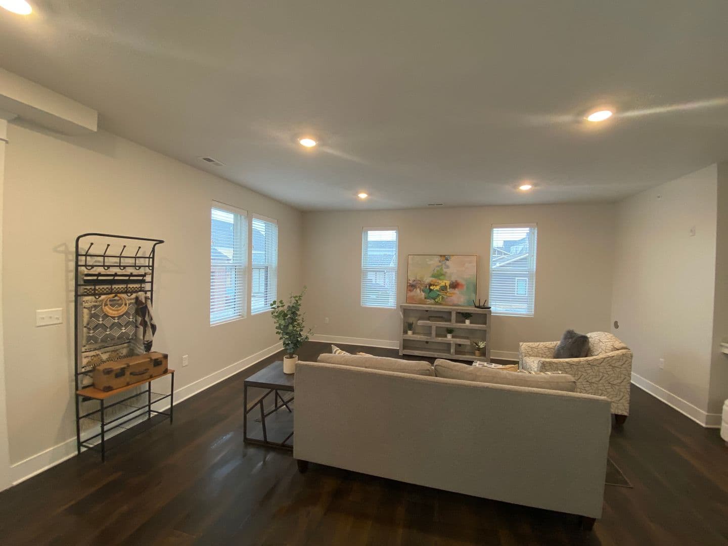 Omaha Apartment: 13178 Lincoln Road