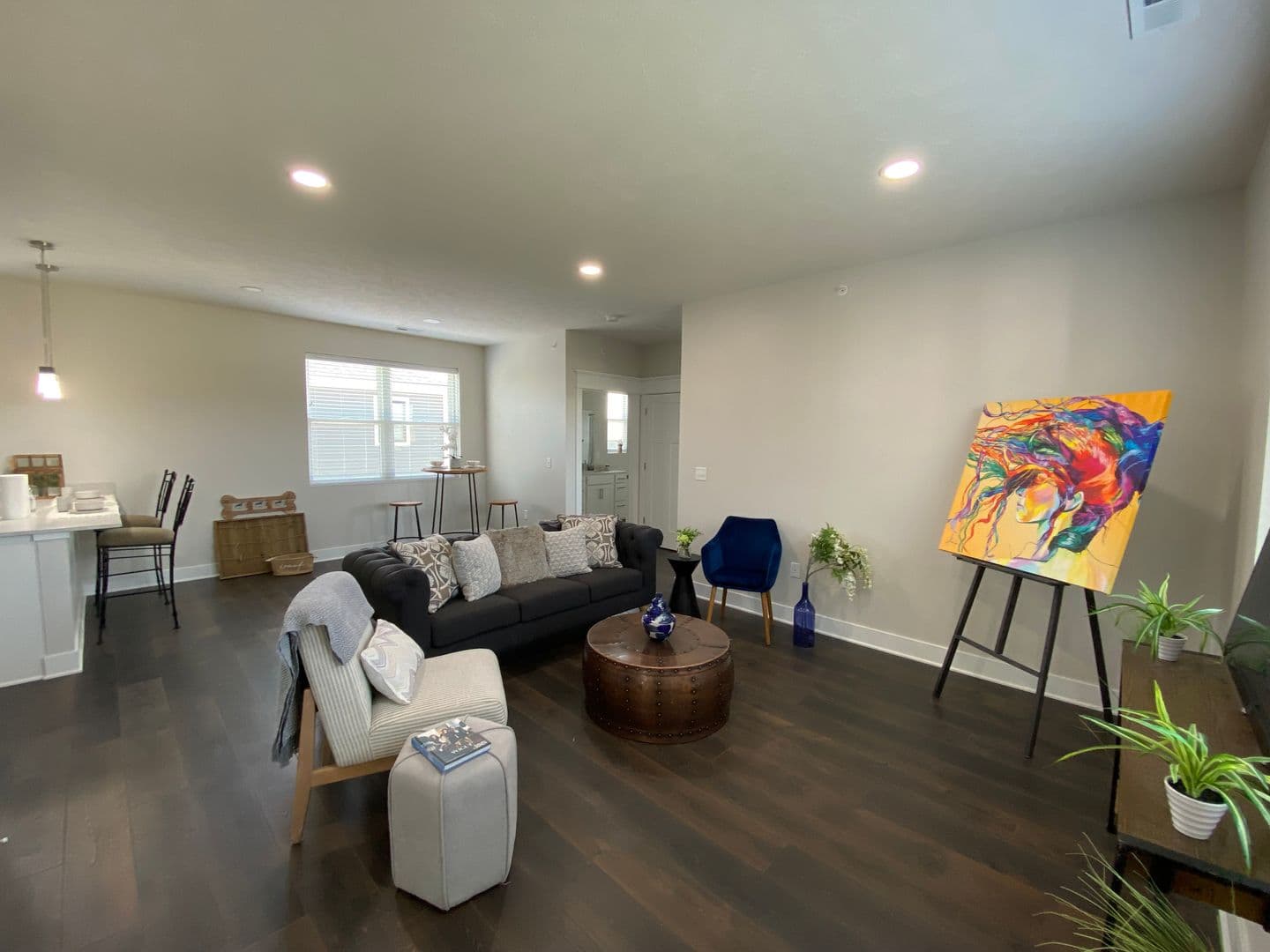 Omaha Apartment: 13041 Cornhusker Road