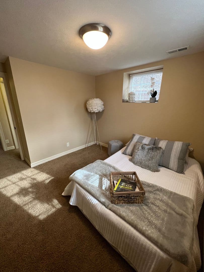 Omaha Apartment: 814 S. 38th Street