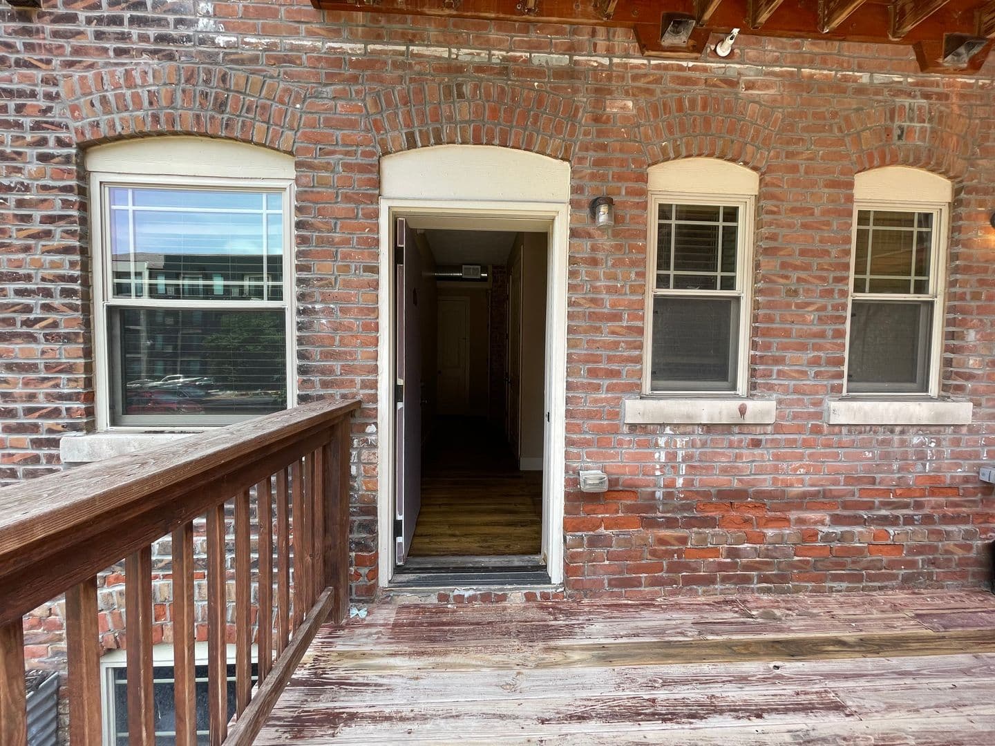 Omaha Apartment: 2934 Leavenworth