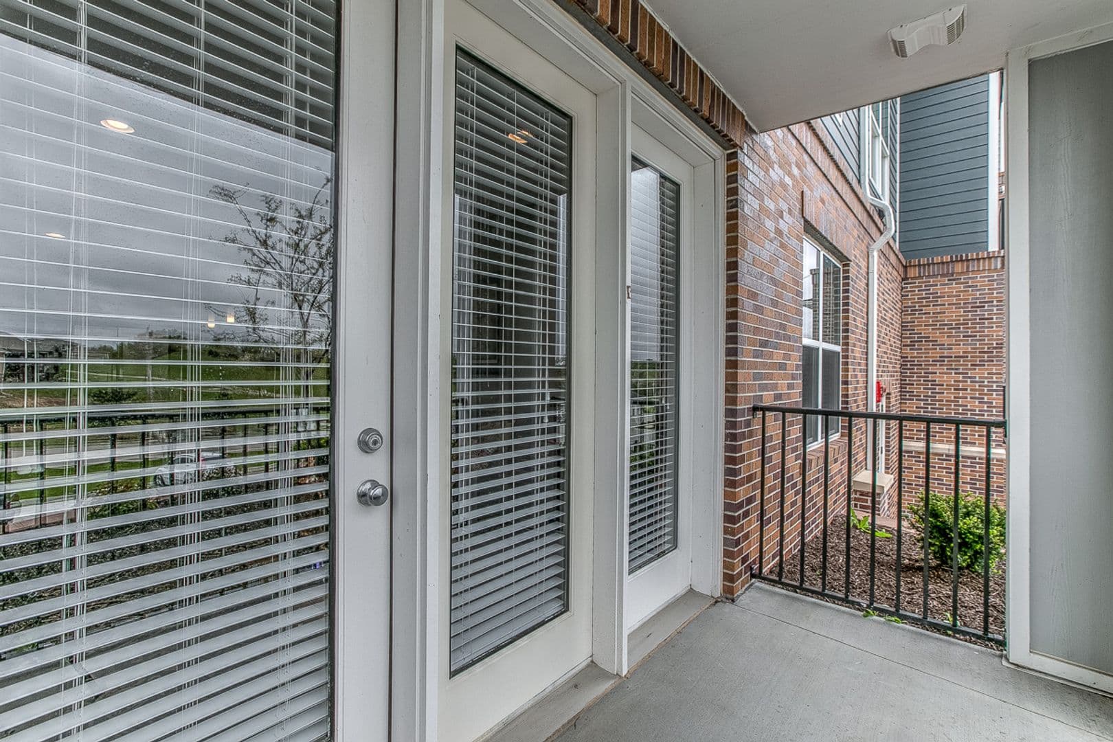 Elkhorn Apartment: 1010 N. 192nd Court, 1004 N. 192nd Court, 1011 N. 192nd Court