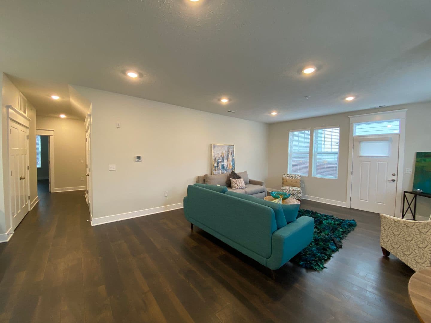 Omaha Apartment: 13108 Lincoln Road