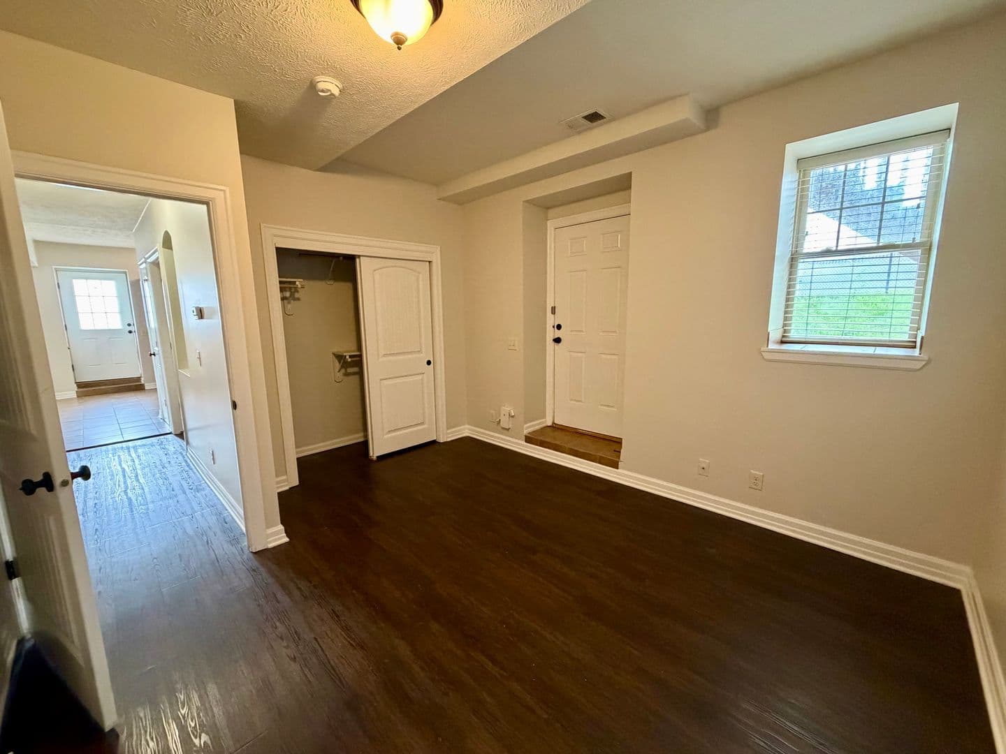 Omaha Apartment: 601-617 S. 31st Avenue