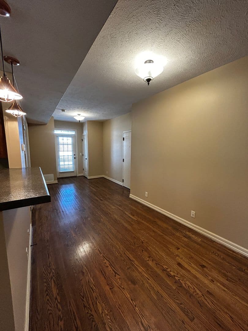 Omaha Apartment: 3009 Harney Street