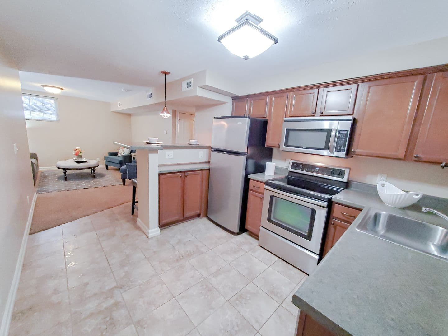 Omaha Apartment: 814 S. 38th Street
