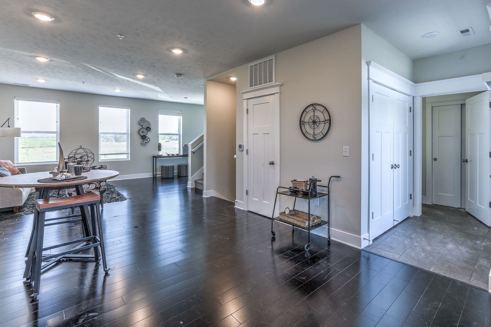 Omaha Apartment: 13178 Lincoln Road