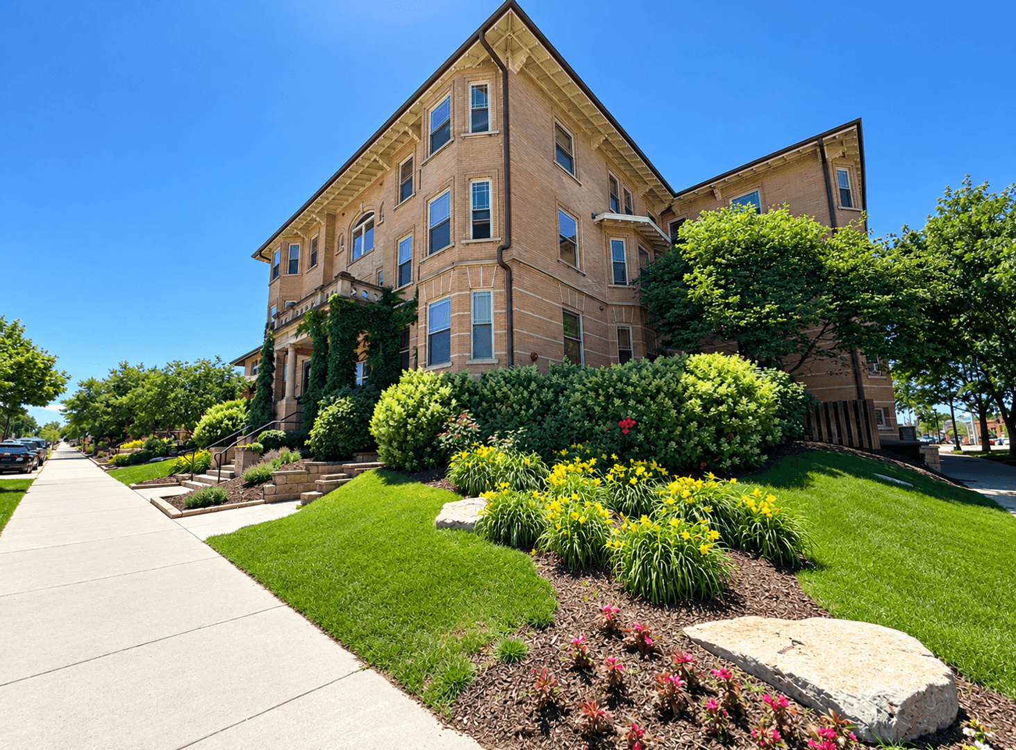 Omaha Apartment: 804 Park Avenue