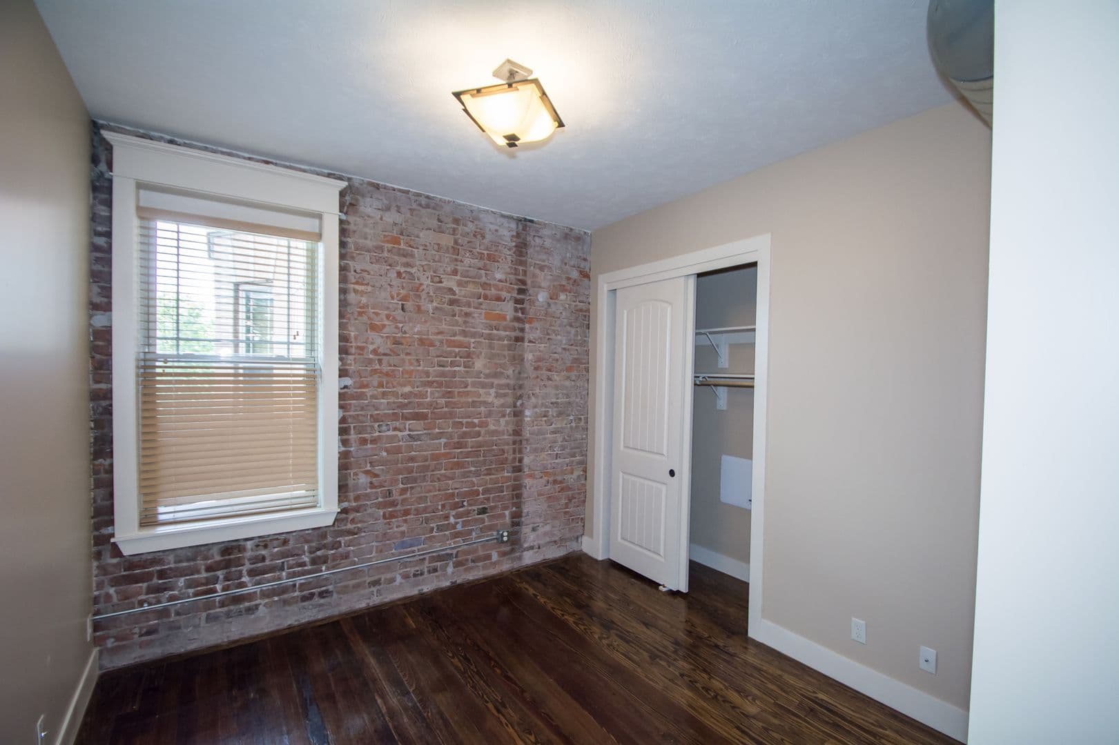 Omaha Apartment: 804 Park Avenue