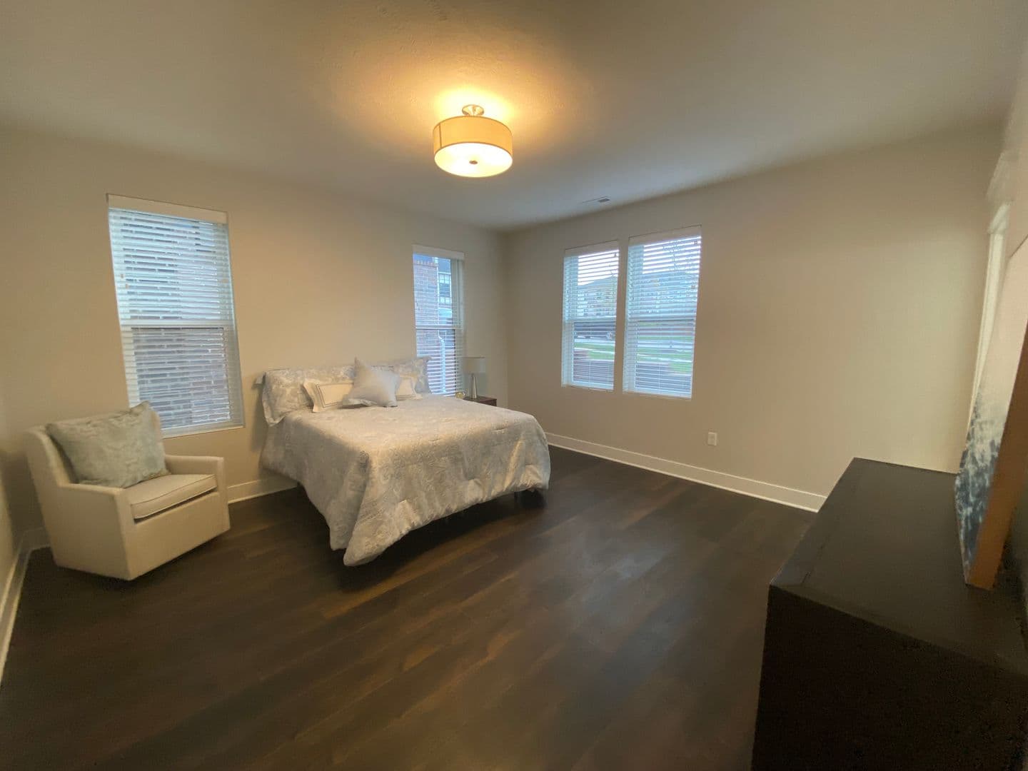 Omaha Apartment: 13178 Lincoln Road